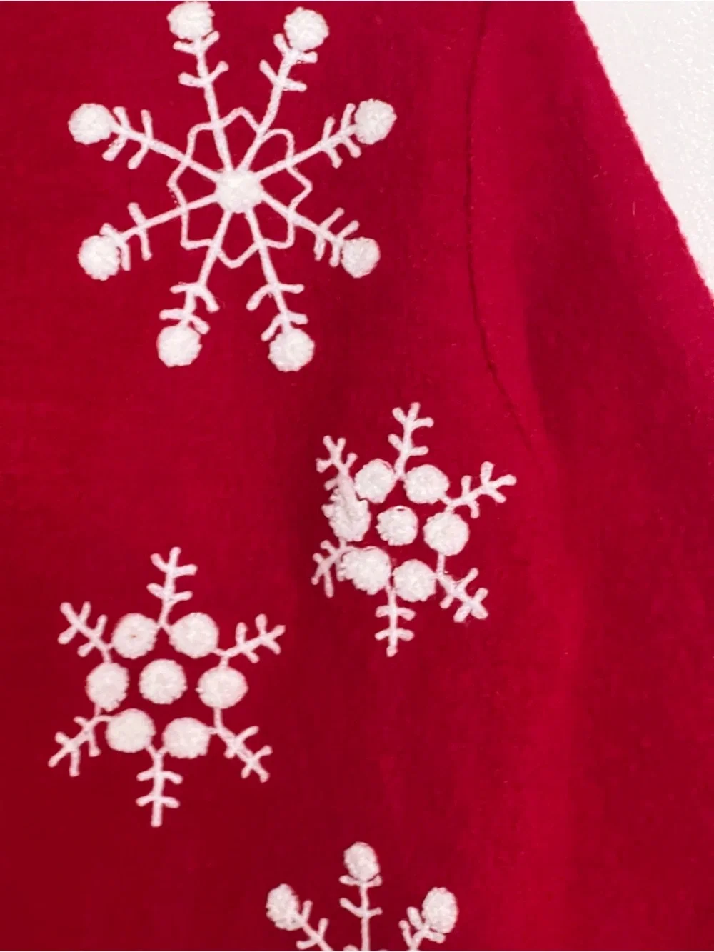 Vintage women’s small 100% wool Red Zip-Up Jacket & Snowflake Accents no flaws